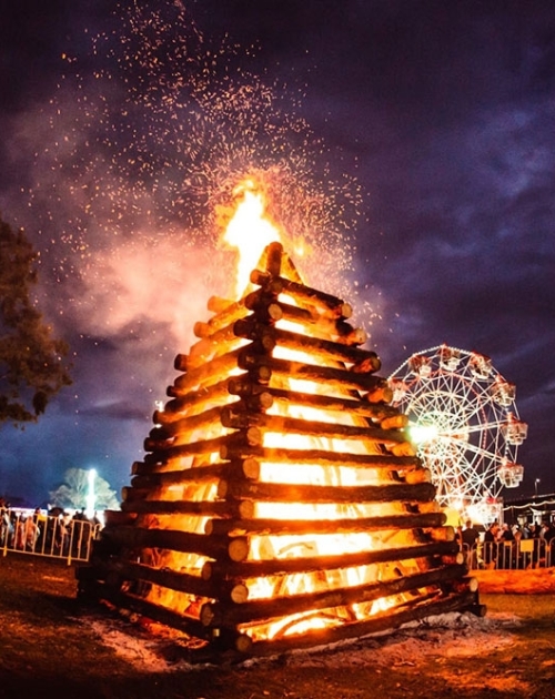 Bonfire at Sandstone Point Hotel