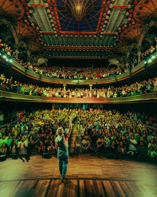 Stage and crowd 
