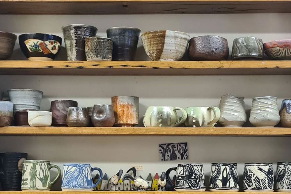 Pottery homewars on shelves Kazuyo's Collection
