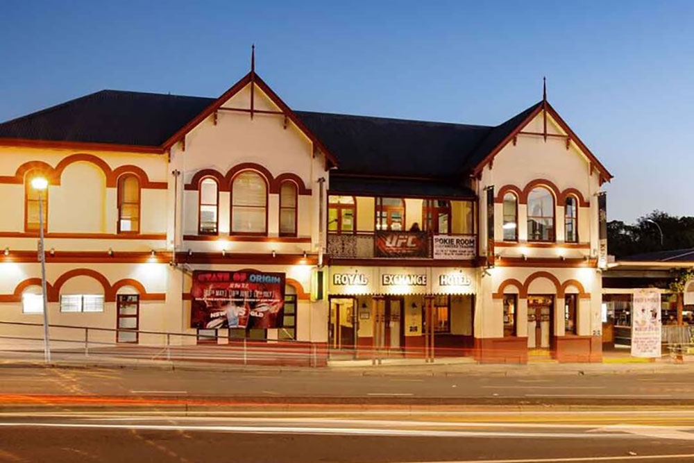 Exterior facade of Royal Exchange Hotel