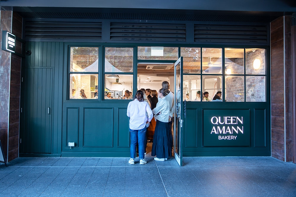 Front of Bakery at Queen Amann Bakery 