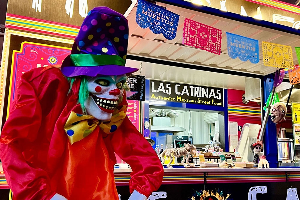 Clown at Halloween Eat Street Northshore