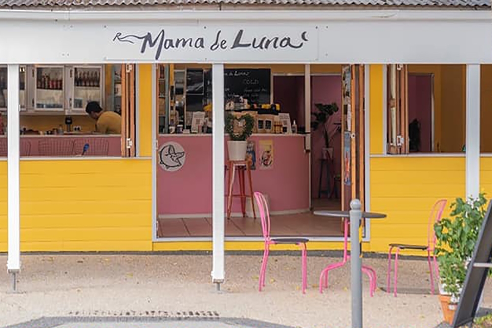 Exterior of Mama de Luna Wilston