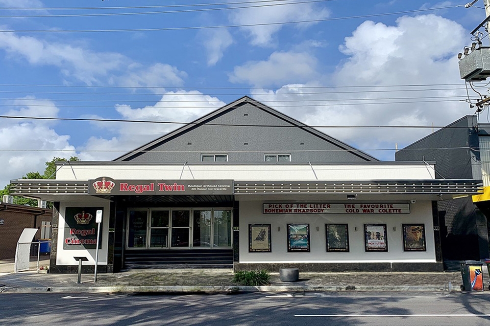 Exterior of Regal Cinemas in Graceville