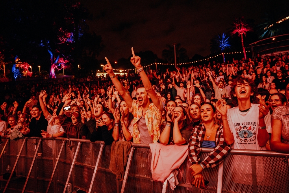 Night at The Parkland crowd 