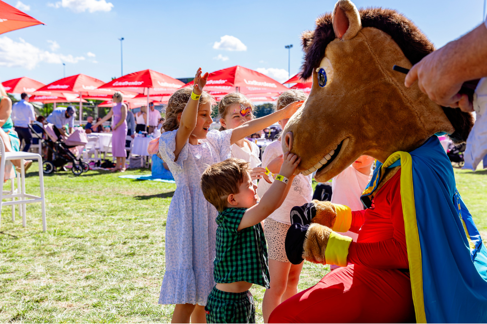 Dress up at Teddy Bears Picnic at the Races