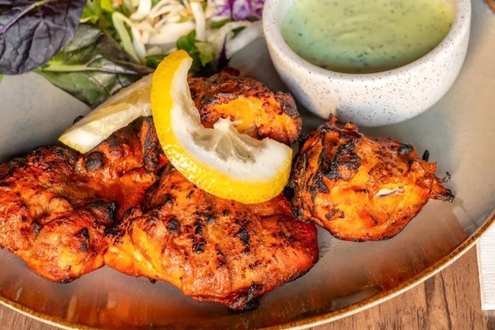 Adda at Oxford, Bulimba