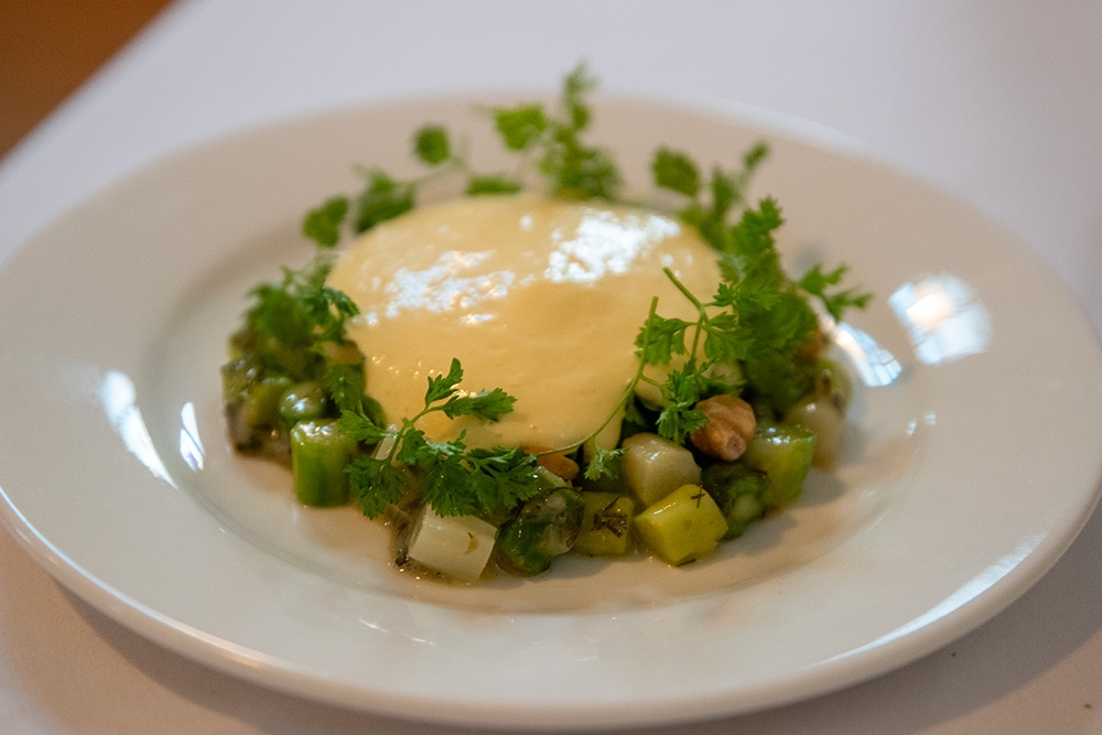 Asparagus vinaigrette at August restaurant West End