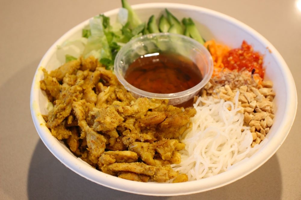 Vietnamese salad bowl at BanhMi7Days, Red Hill