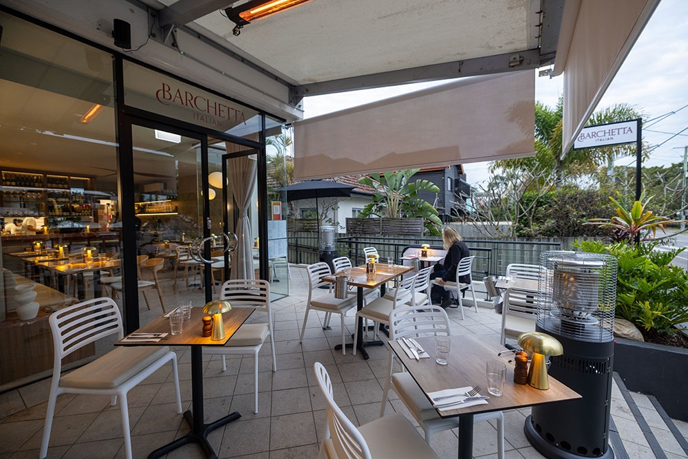 Outdoor seating at Barchetta Italian Rosalie
