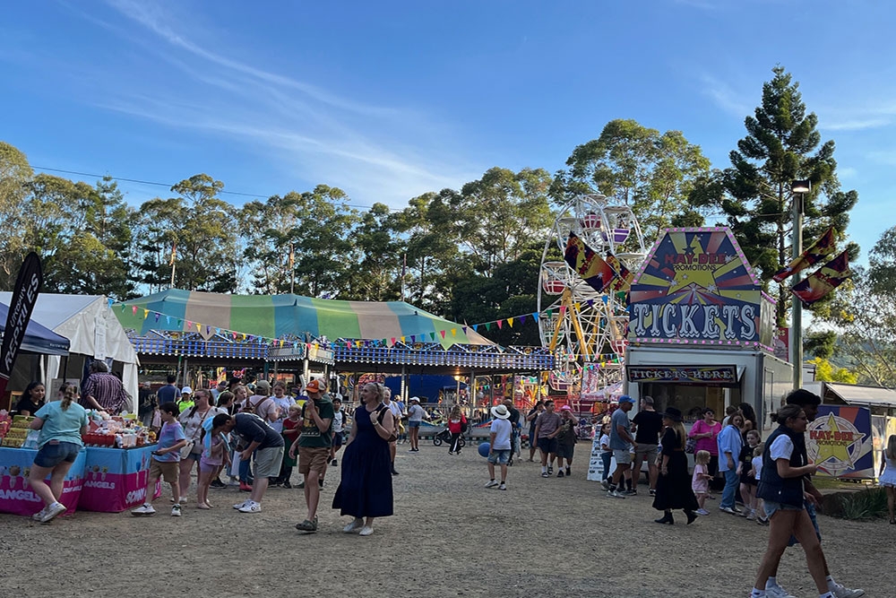 Brookfield-Show-sideshow-landscape