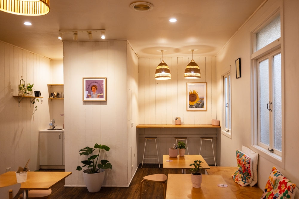 Interior shot, C'sis Espresso Bowen Hills 