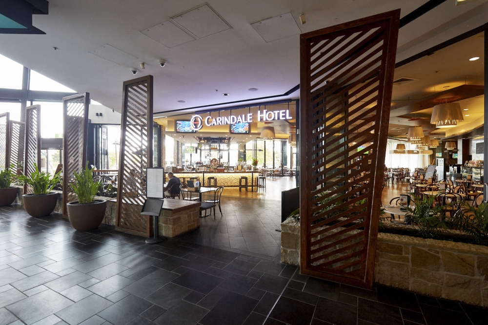 Carindale Hotel