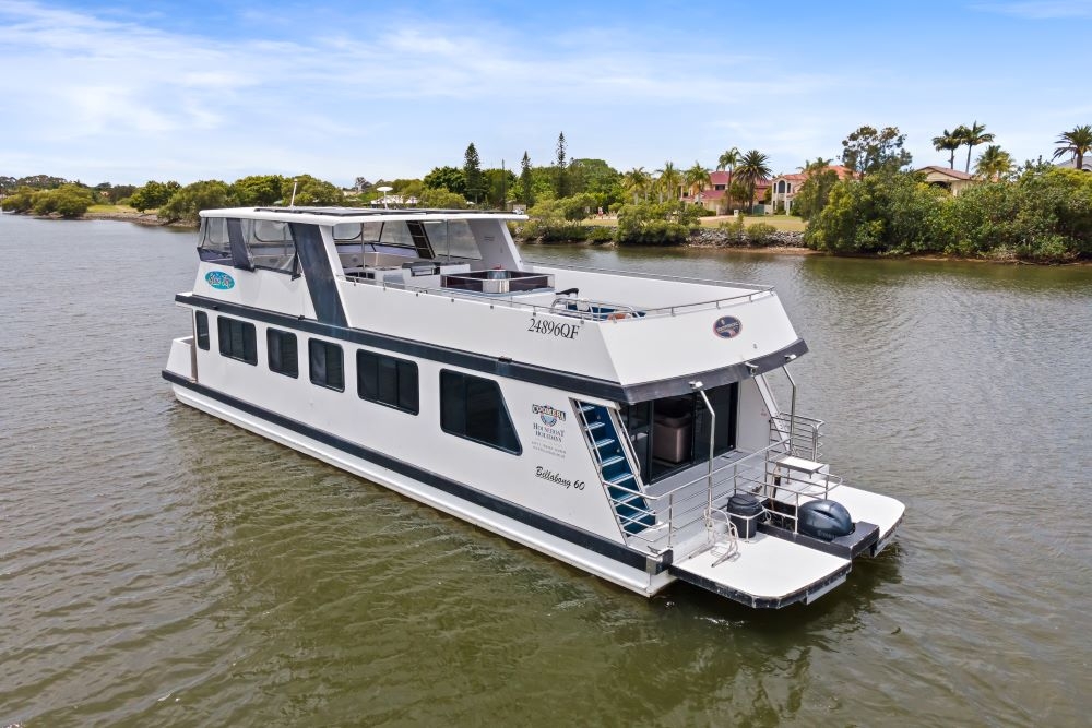 Coomera Houseboat Holidays