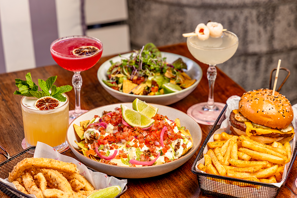 Food and drink at Santa Monica Brisbane City 
