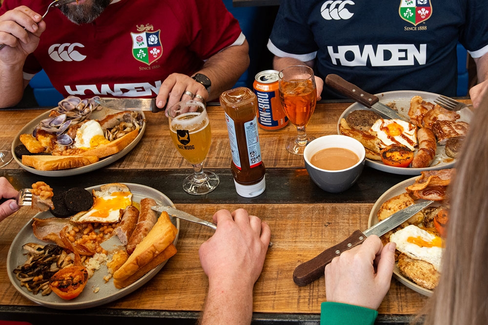 People eating at Brewdog