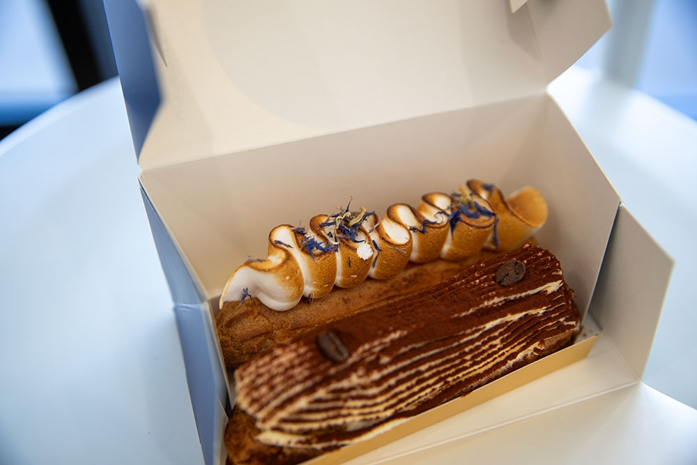 Eclairs at Eclair at the Bay