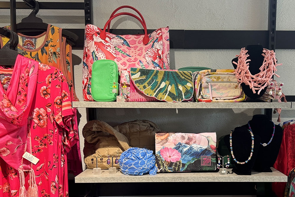 Gate's Edge Boutique, Sandgate, Moreton Bay Region, shopping for women's clothes, fashion for females, funky denim jackets, streetwear, sneakers, best in Brisbane