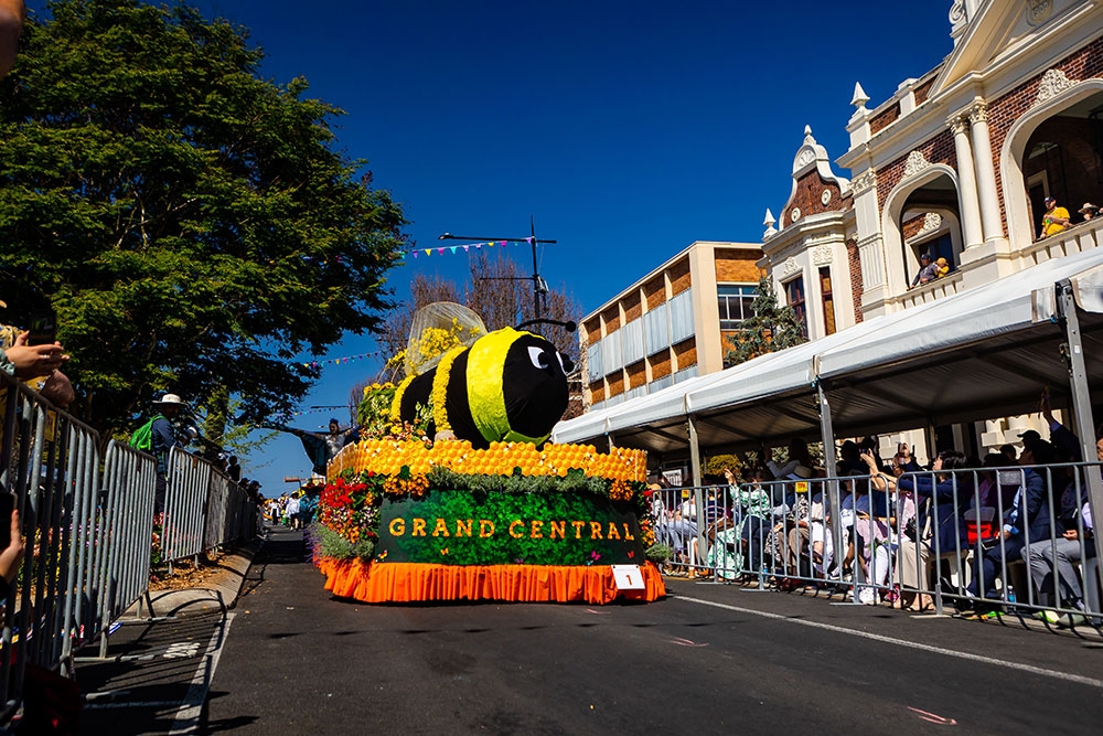 Float in Grand Central Floral Parade, Toowoomba Carnival of Flowers
