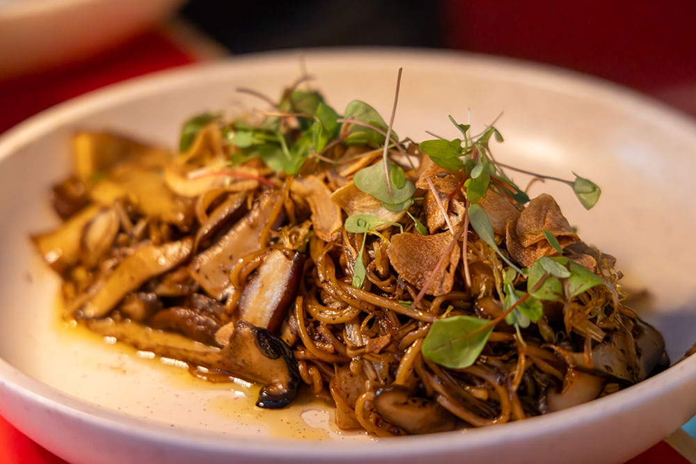 Truffle mushroom noodles Hideki-Izakaya