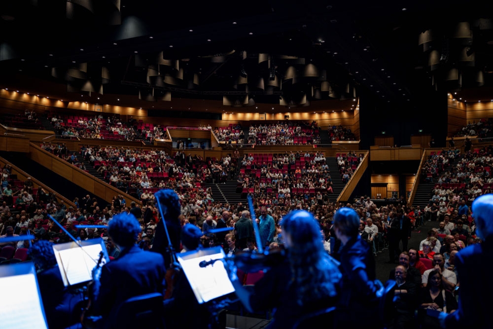 QSO performing Home Alone