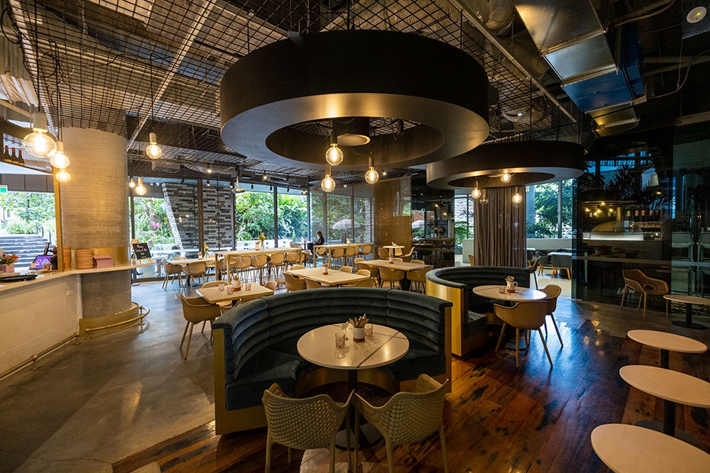 Bar inside Italia Lane