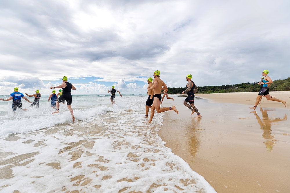 Straddie Salute