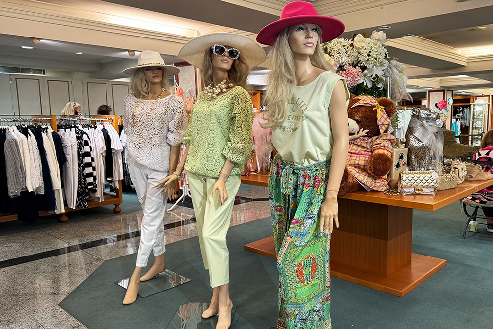 Keri Craig Emporium, Brisbane Arcade, Brisbane CBD, ball gowns, sequins, chiffon, high-end ladies fashion, where to buy womenswear in Brisbane, underground cafe, homewares, children's gifts, kids books, toys for toddlers, fabric, designer clothes, iconic landmark