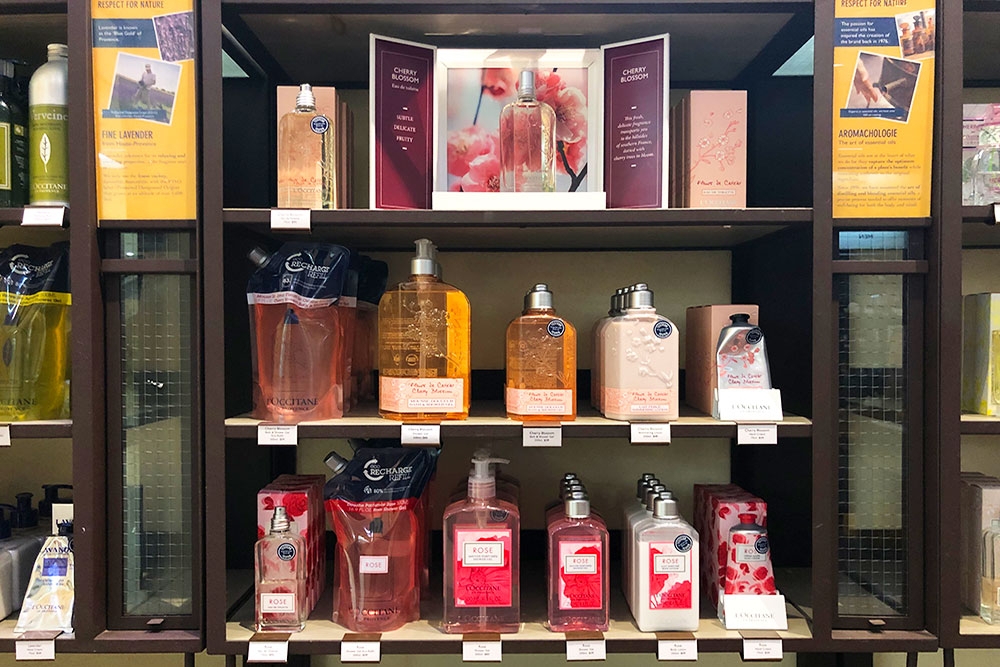 L'Occitane en Provence, Brisbane, Queensland, Cairns, Toowoomba, Gold Coast, natural award-winning skin care for women, mens skincare, vegan fragrances, perfume, gift shopping in Brisbane