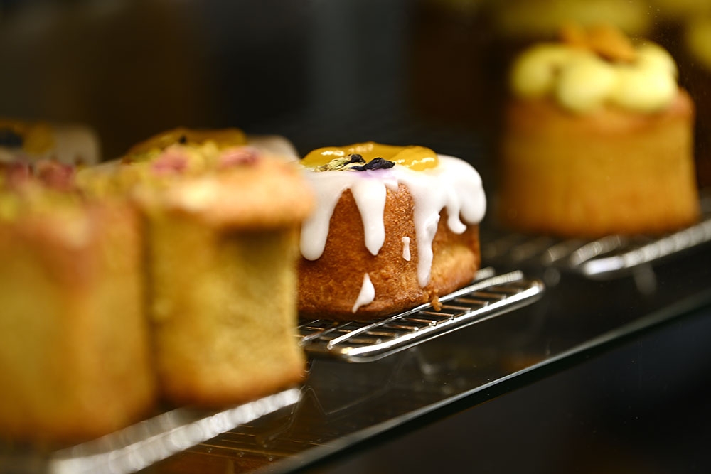 Cakes on display at Sassafras of Paddington