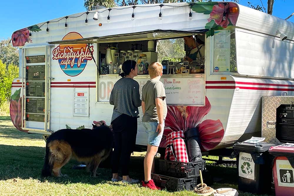 Licketysplit Cafe, Jindalee