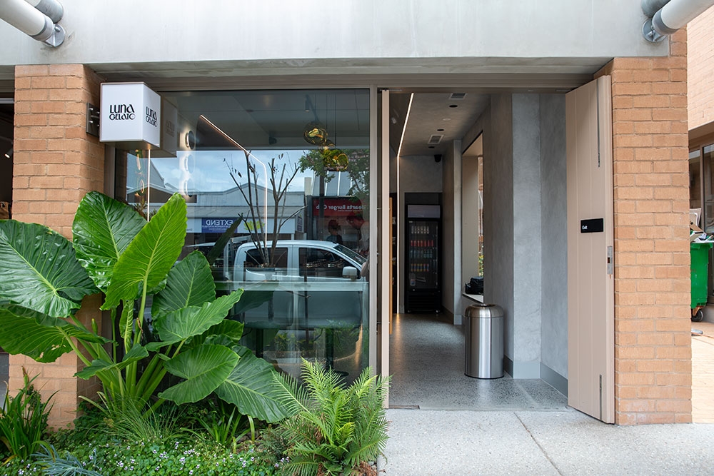 Exterior of Luna Gelato
