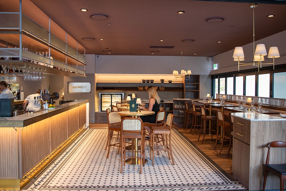 Bar at Mademoiselle Portside 