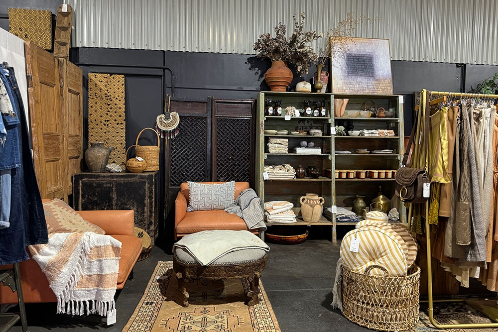 Maple Haus, Maleny, Sunshine Coast Hinterland, women's fashion, furniture, ladies wear, menswear, timber, bespoke interior design
