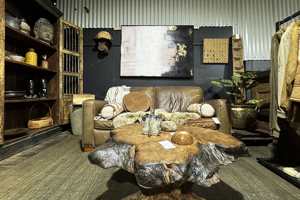Maple Haus, Maleny, Sunshine Coast Hinterland, women's fashion, furniture, ladies wear, menswear, timber, bespoke interior design