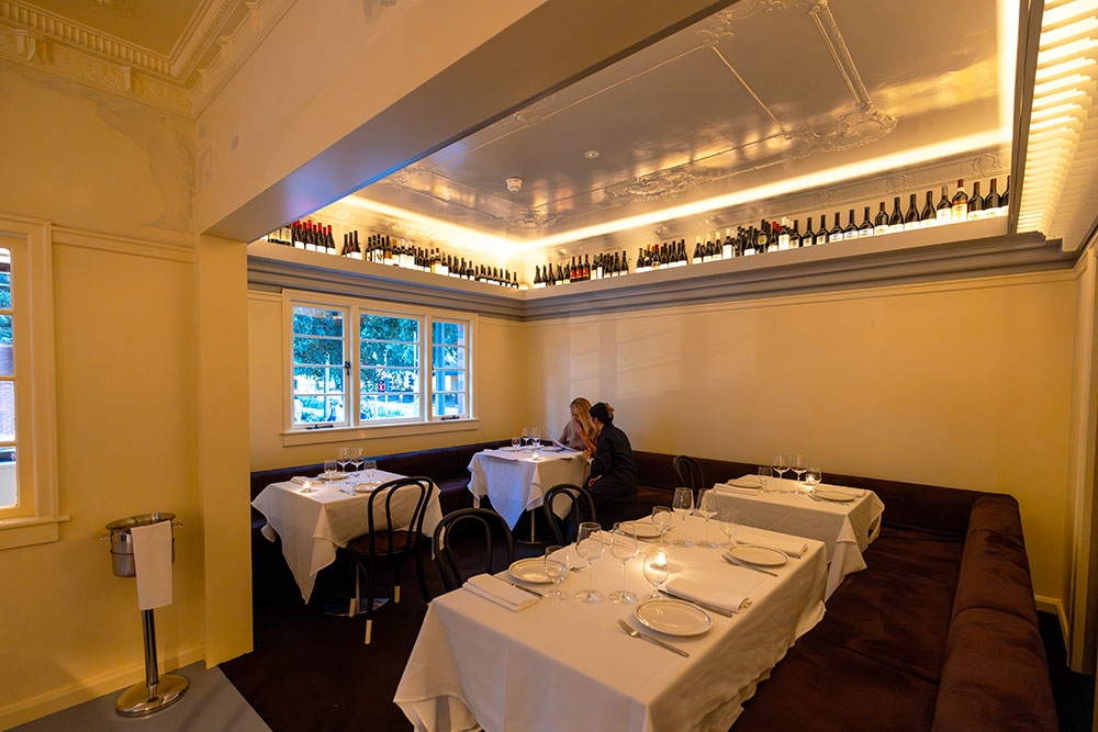Interior dining room at Marlowe