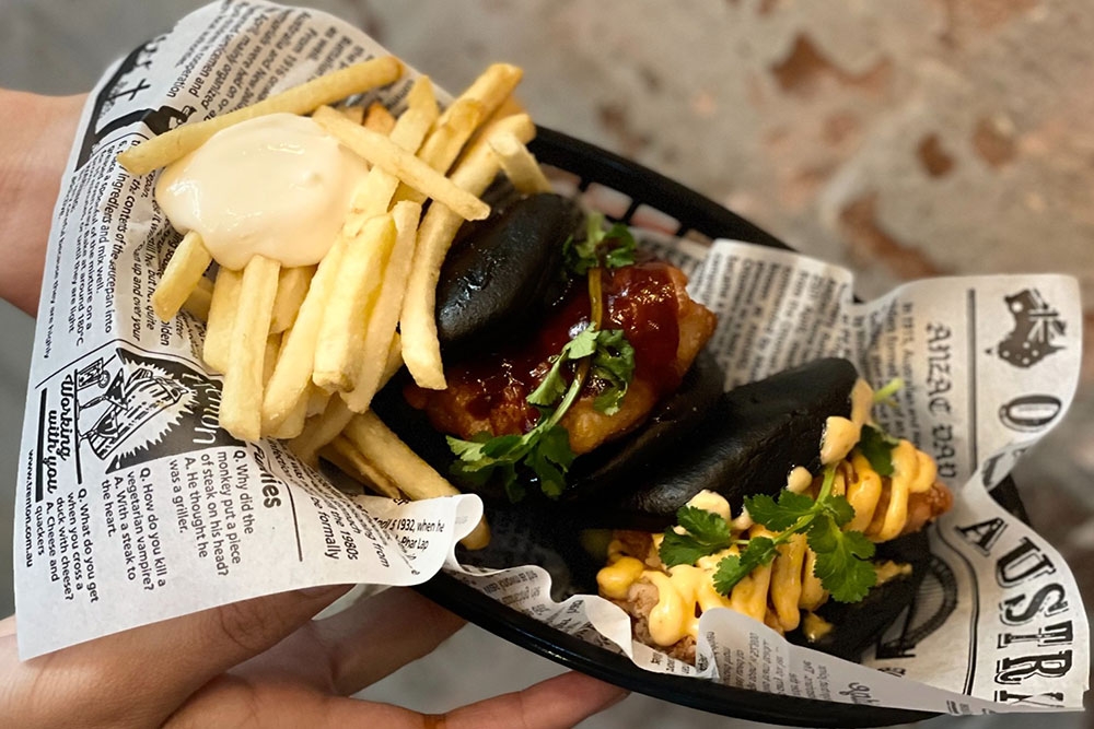 Bao buns and chips at Mr Bao