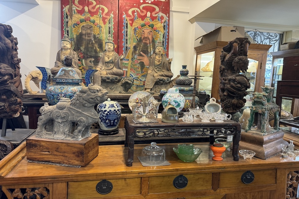 Nudgee Road Antiques and Design Centre