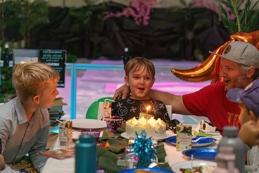 Birthday Parties at Hologram Zoo