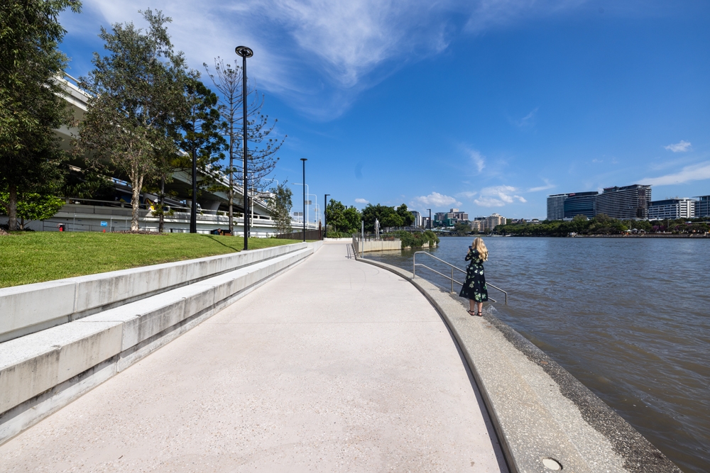 Bike path at The Landing Queens Wharf