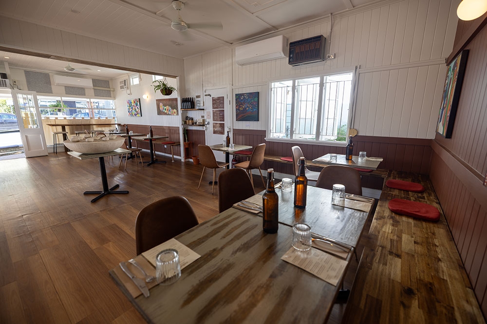 Seating inside Salud Auchenflower 