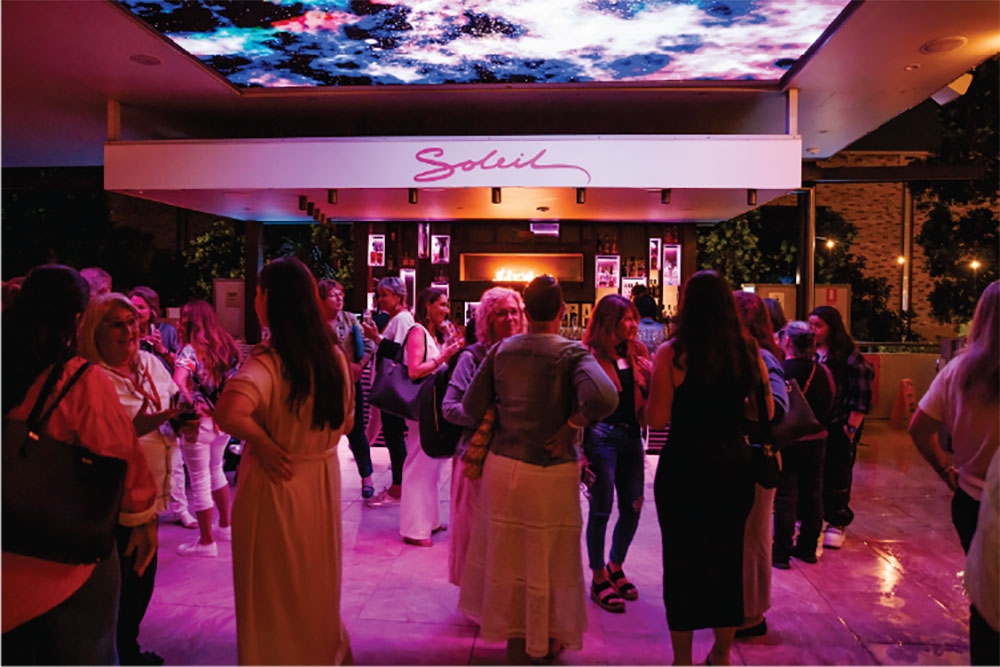 Soleil Cocktail Bar by night