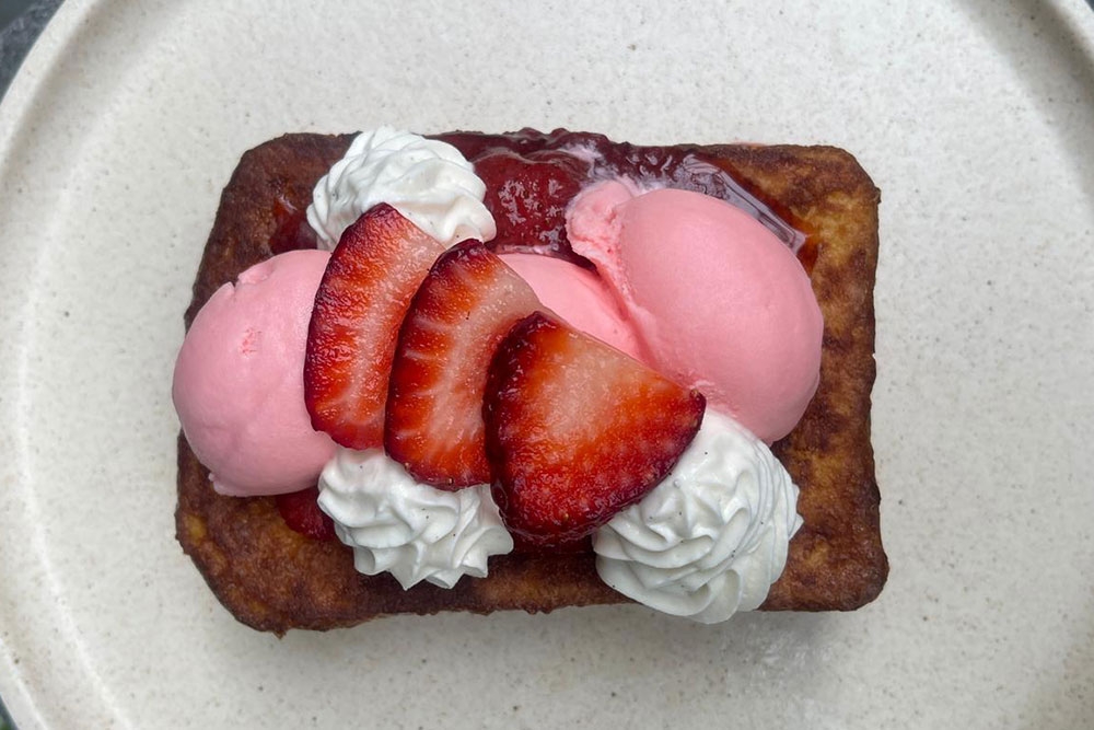 Strawberry Sundae at Spicers Balfour