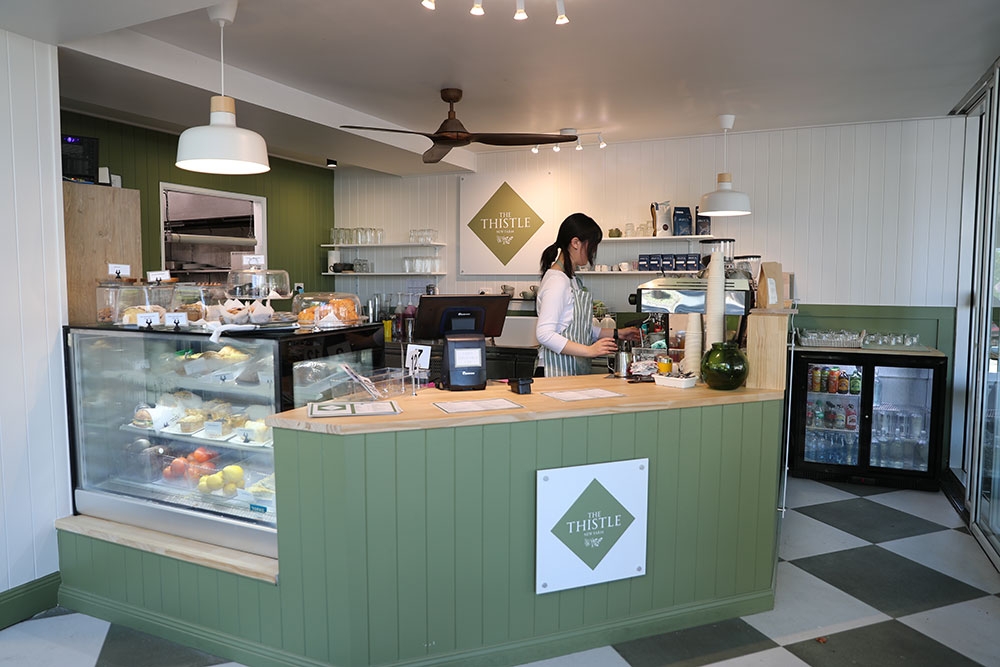 Counter at the Thistle 