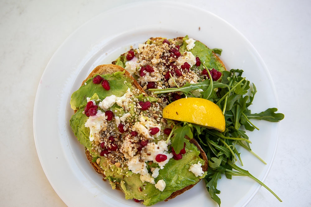 Avo on Toast at the Thistle 