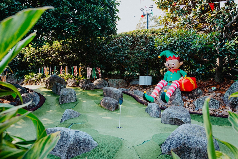 Elf on rocks Christmas Putt Putt