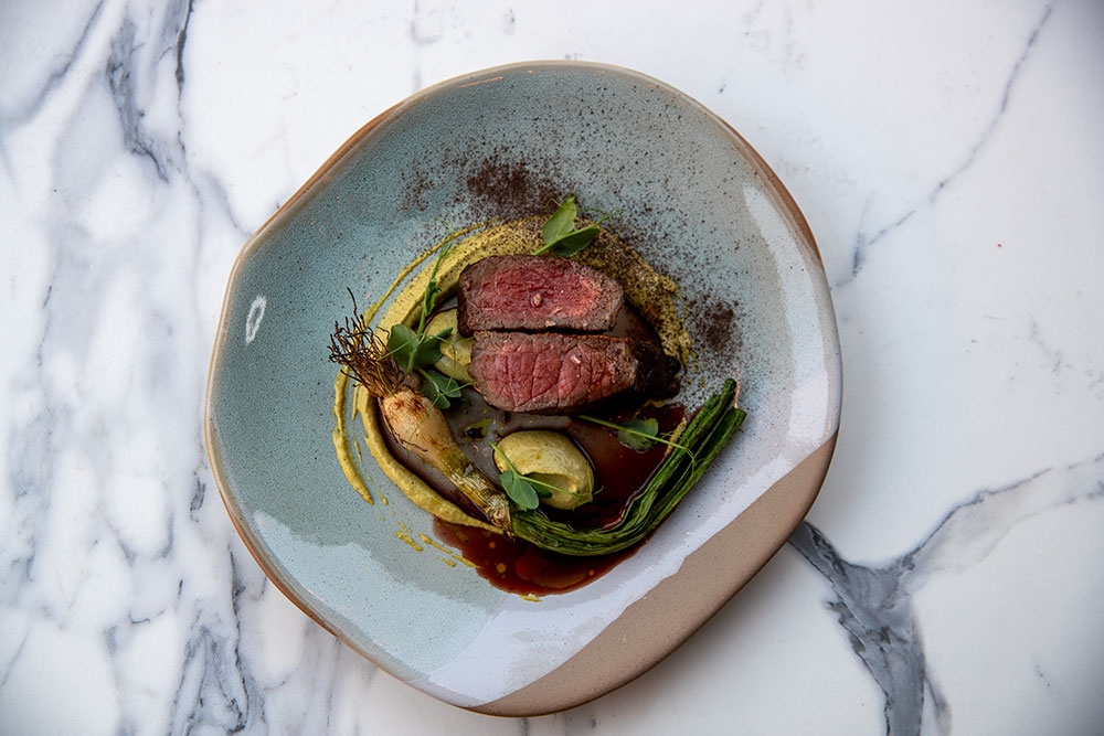 Plate of steak at Velveteen Rabbit Petrie Terrace