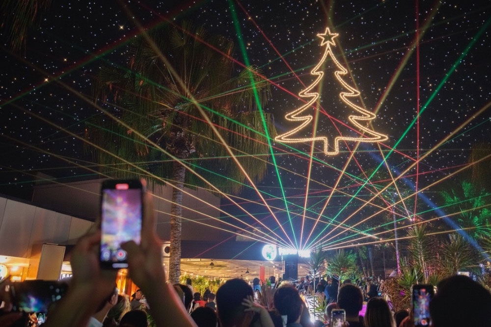 Christmas tree laser light show