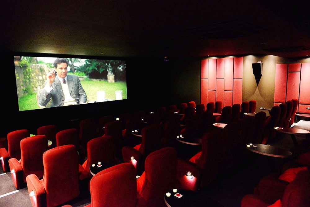 Interior of cinema at Cinebar Rosalie 