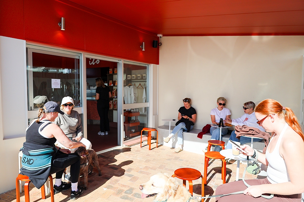 customers seated at ilo bakehouse Wynnum